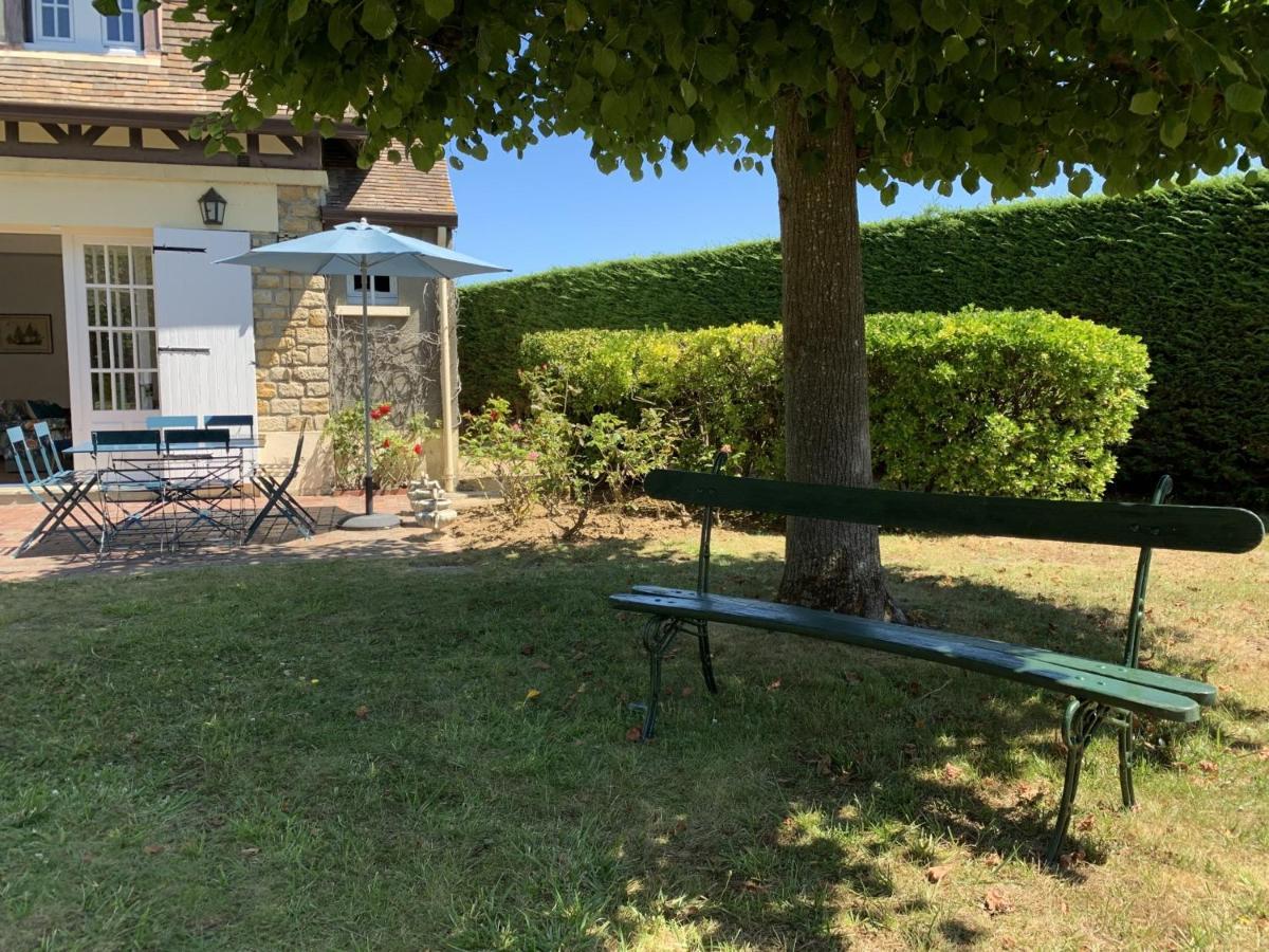 Villa Avec Jardin A Cabourg, Proche Plage Et Centre - Fr-1-487-324 Экстерьер фото