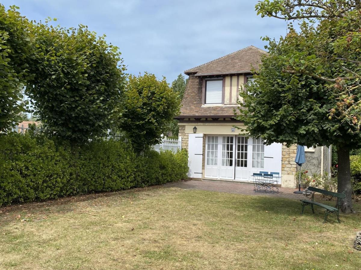 Villa Avec Jardin A Cabourg, Proche Plage Et Centre - Fr-1-487-324 Экстерьер фото