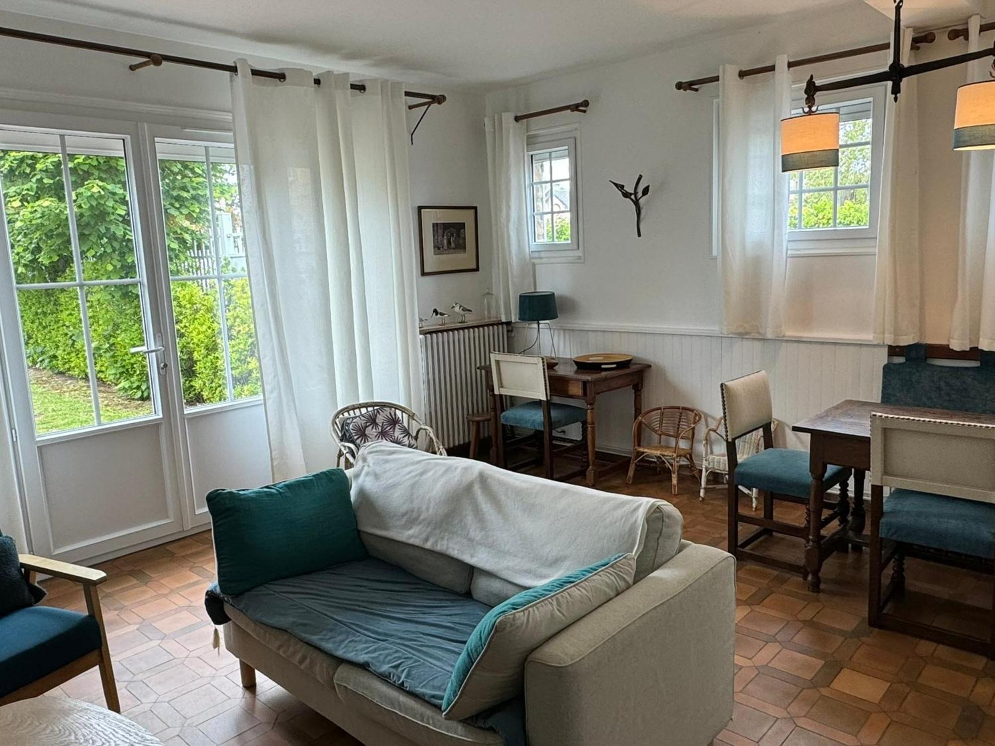 Villa Avec Jardin A Cabourg, Proche Plage Et Centre - Fr-1-487-324 Экстерьер фото